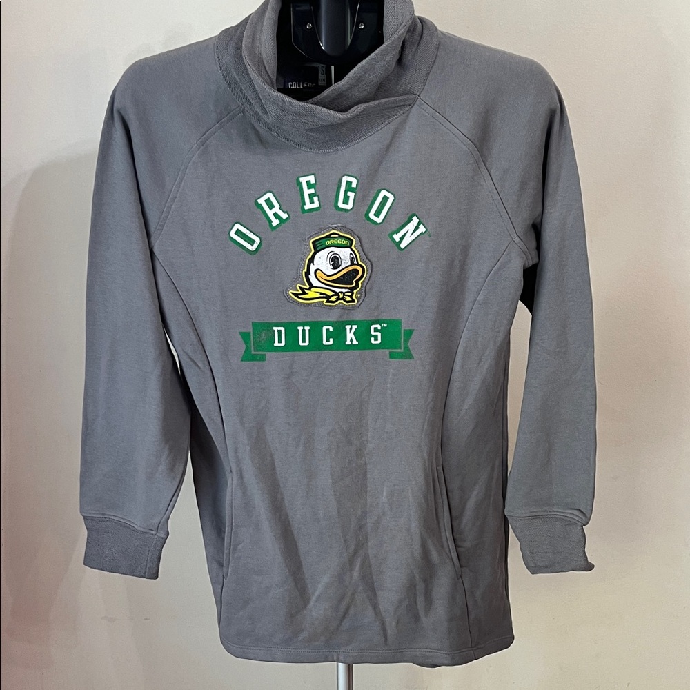 NWT Box Seat Clothing Oregon Ducks Women’s Funnel Neck Sweater